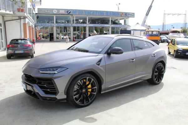 "Lamborghini Urus 4.0 V8 auto Full Carbon-Tetto-TV-BANGOLUFSEN"