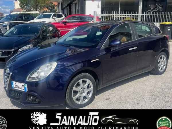 "Alfa Romeo Giulietta Giulietta 2.0 JTDm-2 170 CV Distinctive"