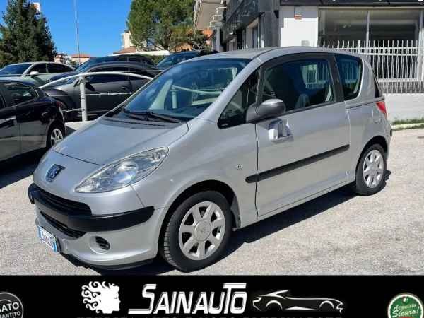 "Peugeot 1007 1007 1.4 hdi Happy Garanzia"