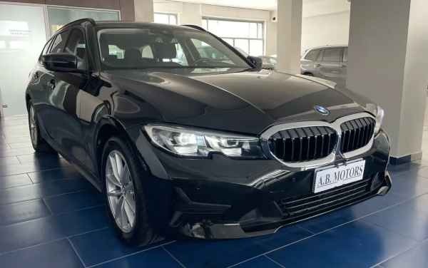 "BMW 316 316d Touring mhev 48V auto"