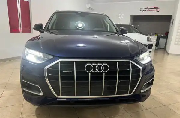 "AUDI Q5 40 TDI 204CV qu. S tr. S line plus"