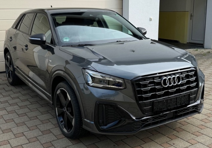 "2021 Audi Q2 35 TDI quattro S line Garanzia Led"