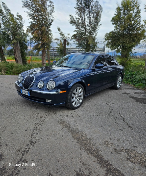 "S Type 2.5 V6 manuale"