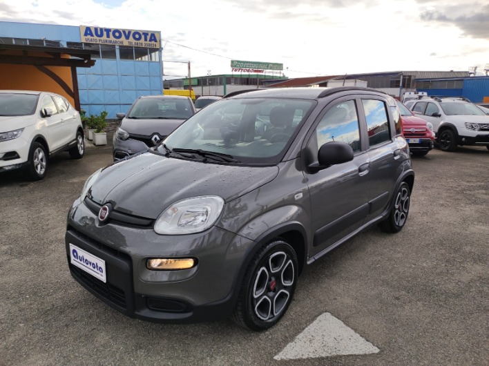 "FIAT PANDA 1.0 FIREFLY 70 CV HYBRID CITY LIFE"
