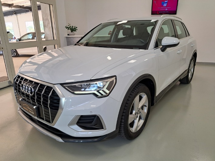 "Audi Q3 35 2.0 tdi Business Advanced s-tronic"