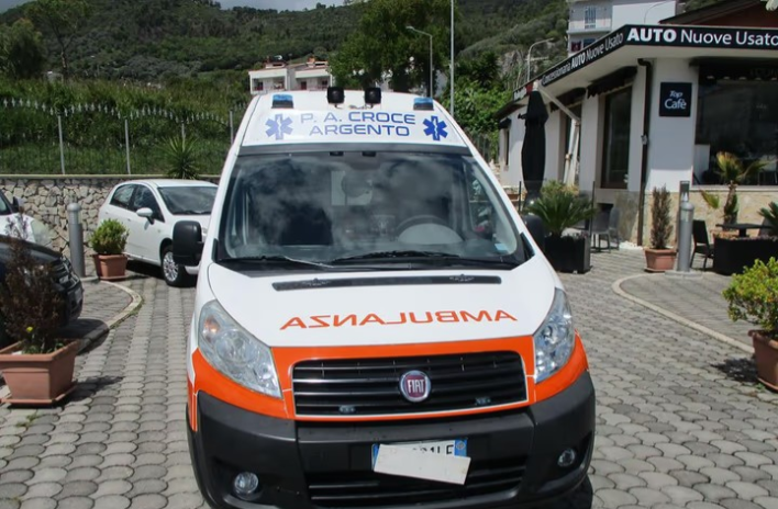 "FIAT Scudo AMBULANZA 2.0 MJT DPF PC-TN Furgone 1"