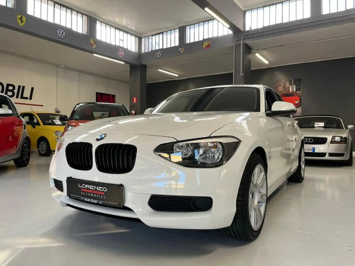 "BMW 114 i 5p. Sport"