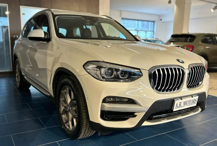 "BMW X3 X3 xdrive20d xLine 190cv auto my19"