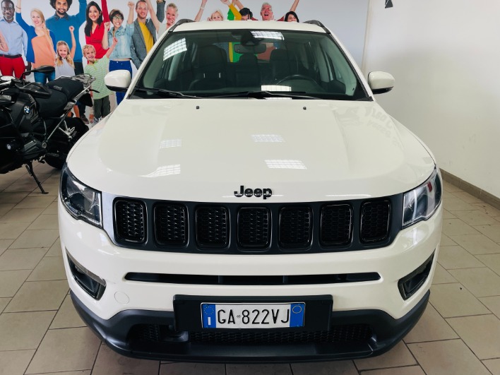 "Jeep Compass 1.6 Mjet 120 cv Night Eagle 2wd"