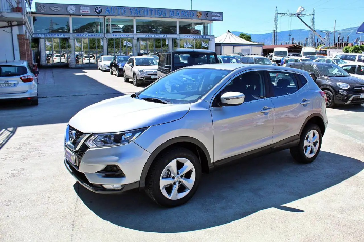 "Nissan Qashqai 1.5 dCi 115 CV DCT Business"