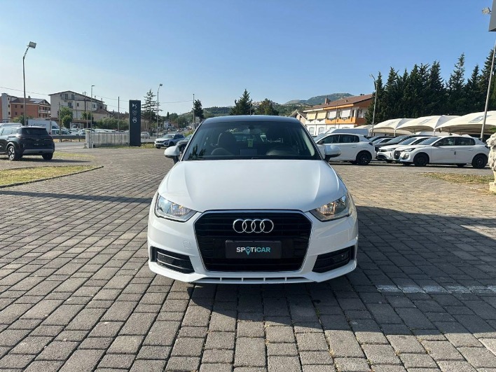 "AUDI A1 SPB 1.4 TDI Admired"