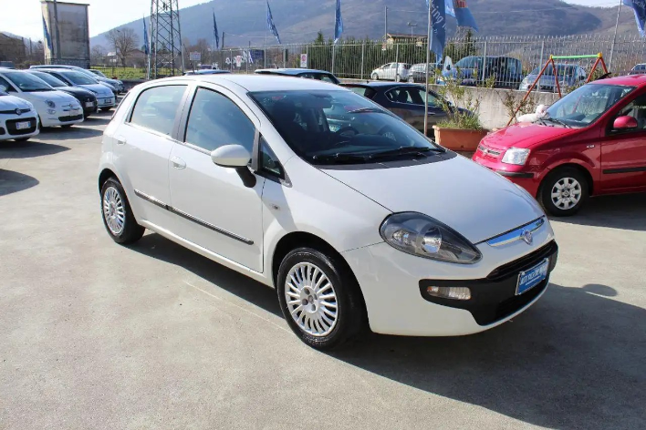 "Fiat Punto Evo 1.4 5p. Dynamic EasyPower"