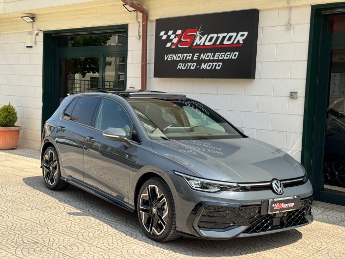 "VOLKSWAGEN GOLF 8.5 2.0 TDI 150 CV DSG SCR R-LINE 30 YEARS"