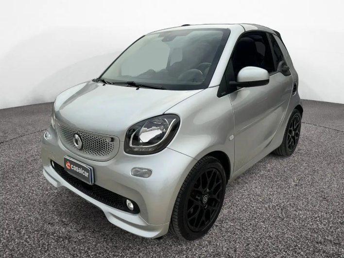 "smart forTwo 70 1.0 twinamic cabrio Superpassion CON 24 MESI D"