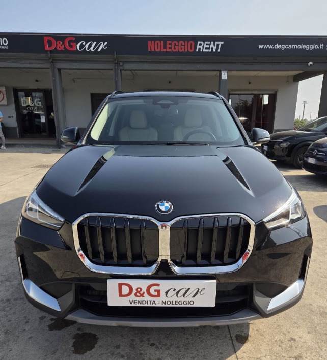 "BMW X1 18d"