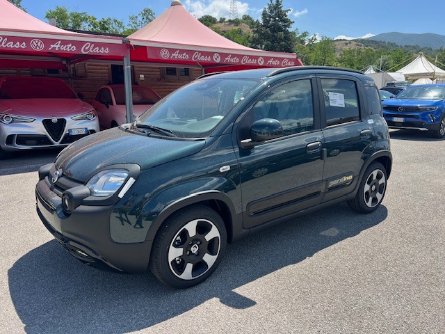"Fiat Pandina Cross 1.0 Firefly S&S Hybrid"