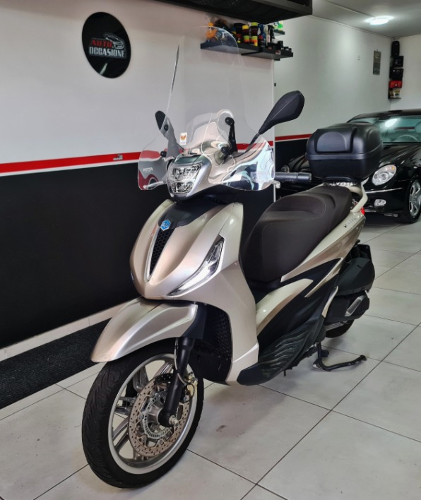 "Piaggio Beverly 300 HPe *2023"