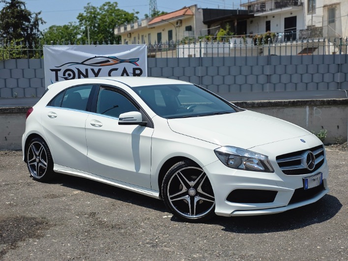"MERCEDES CLASSE A180 PREMIUM AMG 130MILA KM - 2014"