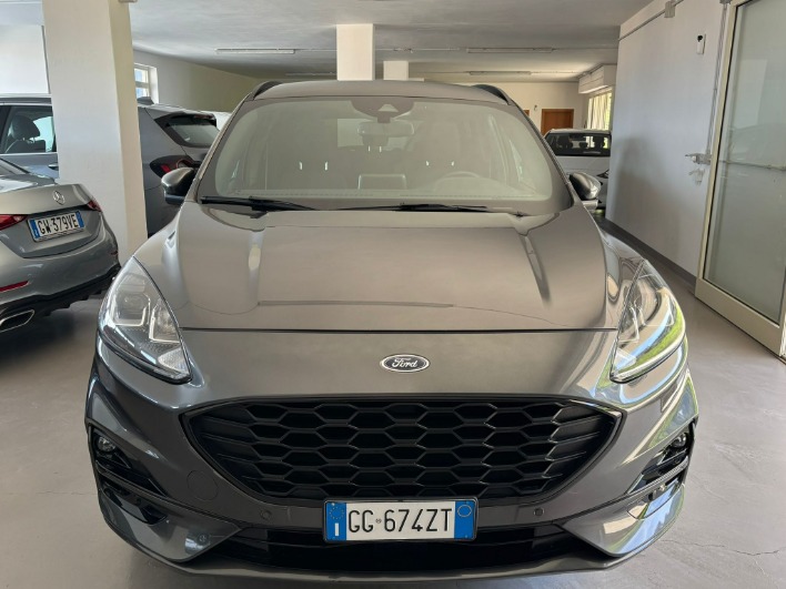 "Ford Kuga 1.5 ecoblue ST-Line X 2wd 120cv auto"