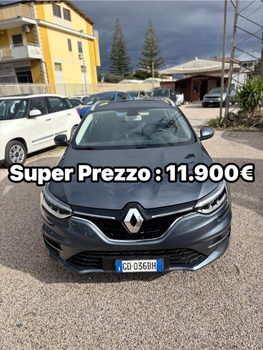 "Nuova Renault M\u00e9gane Sporter"