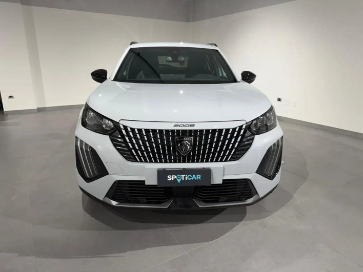 "Peugeot 2008 PureTech 130 S&S EAT8 Allure"