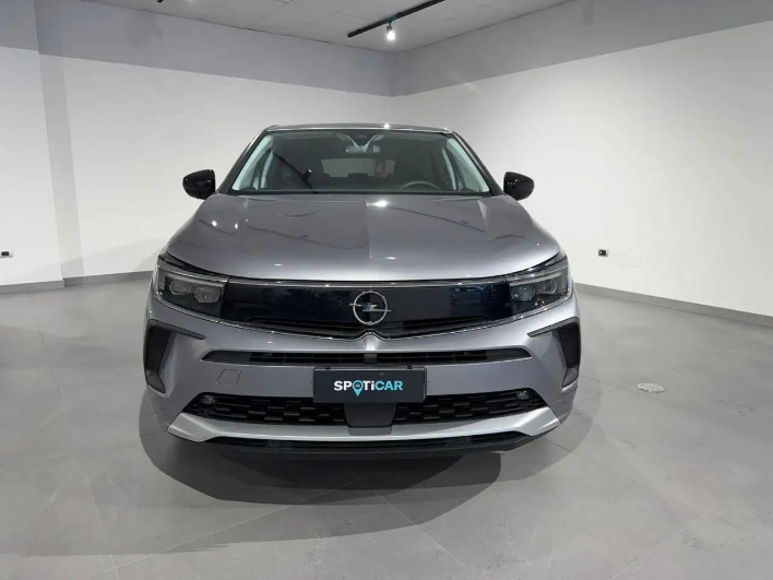 "Opel Grandland 1.2 Turbo 12V 130 CV Business Elegance"