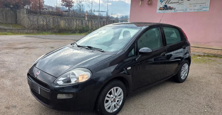 "Fiat Punto 1.4 8V 5 porte Easypower Street"