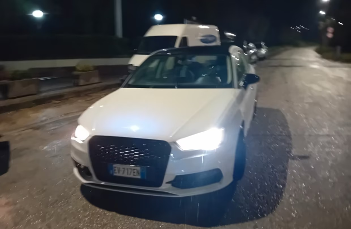 "Audi A3 SPB 1.6 TDI clean diesel Ambition"