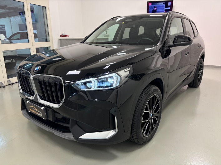"BMW X1 U11 sdrive18d auto"