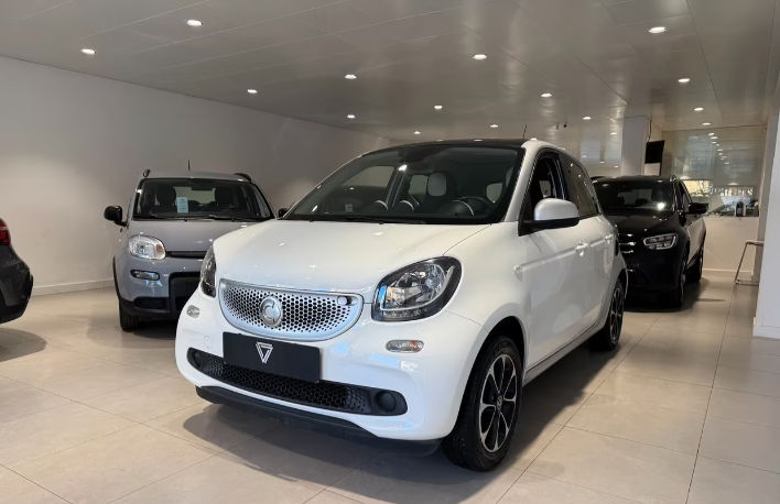 "Smart ForFour 70 1.0 Passion"