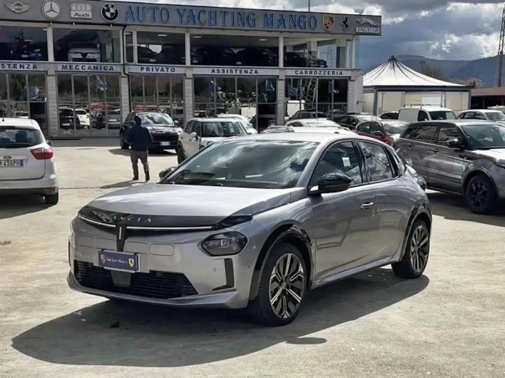 "Lancia Ypsilon 51kWh Edizione Limitata Cassina"