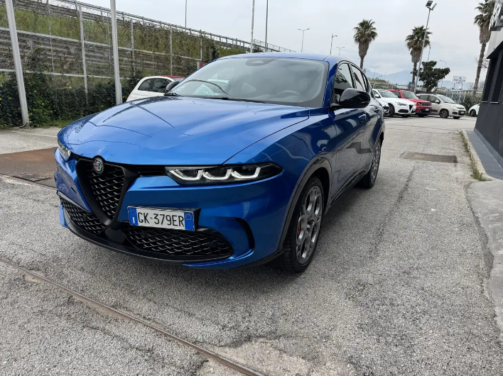 "Alfa Romeo Tonale 1.5 130 cv mhev tct 7 speciale"