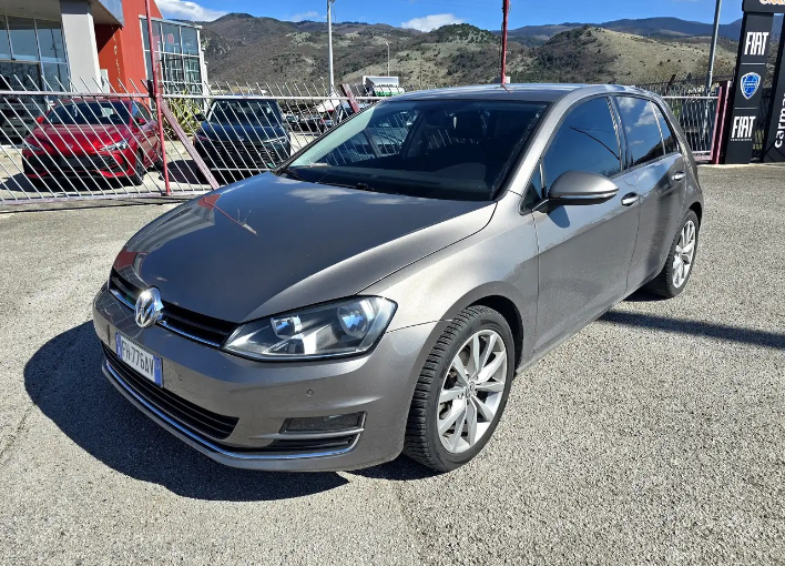 "Volkswagen Golf 5p 1.6 tdi Sport Edition 110cv dsg"