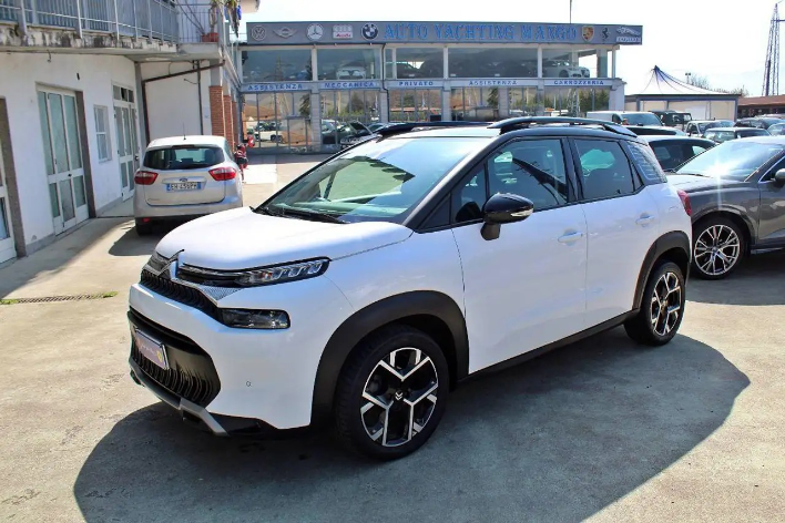 "Citroen C3 Aircross BlueHDi 110 S&S Shine Pack"