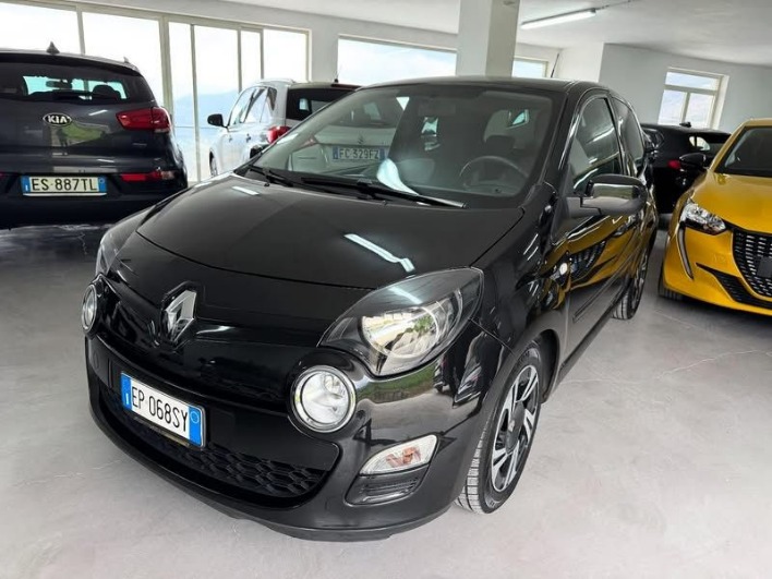 "Twingo II 2012 1.2 Live 75cv bv CAMBIO AUTOMATICO"
