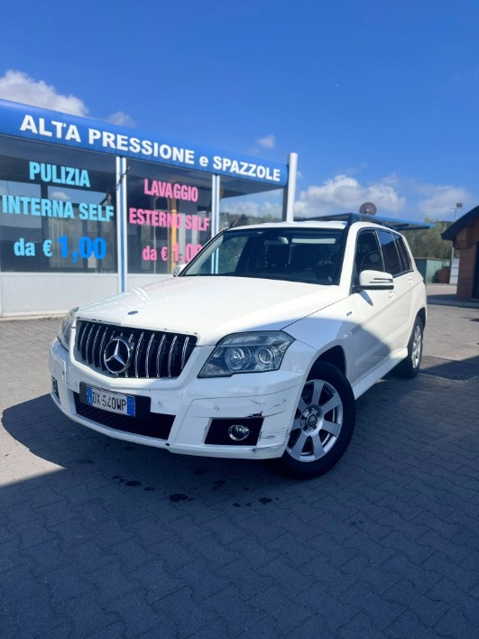 "MERCEDES GLK220 4MATIC"