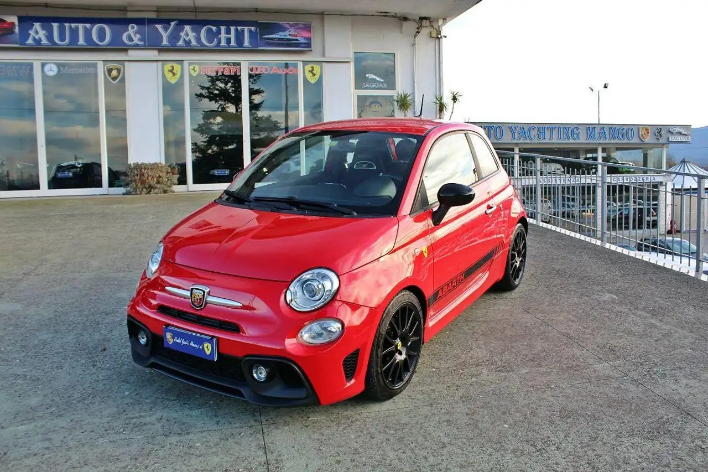 "Abarth 595 1.4 Turbo T-Jet 145 CV"