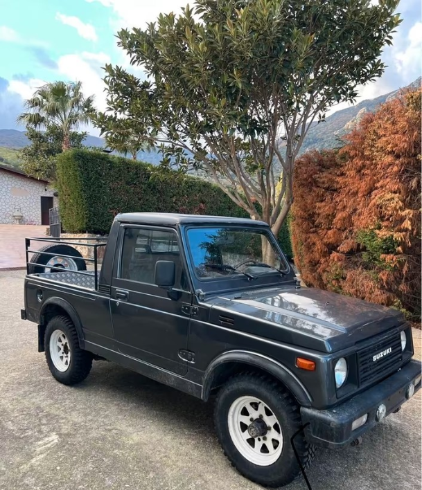 "Suzuki SJ Samurai 1.3 Passo Lungo Cabriolet DeLuxe"