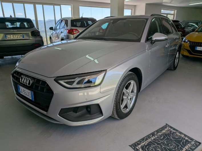 "Audi A4 Avant 35 2.0 tdi mhev Business Advanced 163cv s-tr"