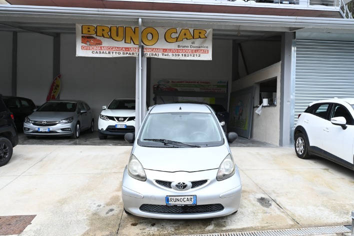 "TOYOTA AYGO  1000 60 CV BENZINA"