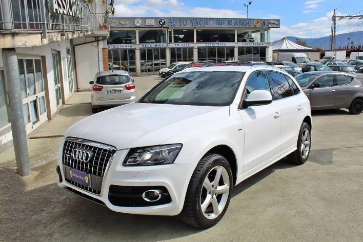 "Audi Q5 2.0 TDI F.AP. quattro S tronic Adv. Plus"