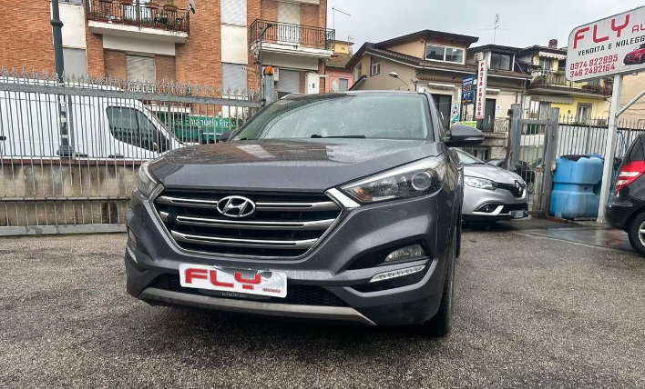 "Hyundai Tucson 2.0 CRDi 4WD Comfort"