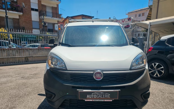 "Fiat Doblo Dobl\u00f2 1.3 MJT Cassonato Work-Up"