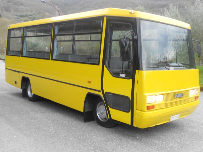 "SCUOLABUS 42posti,IVECO 70.14(UNICO propr.)GARANZIA"
