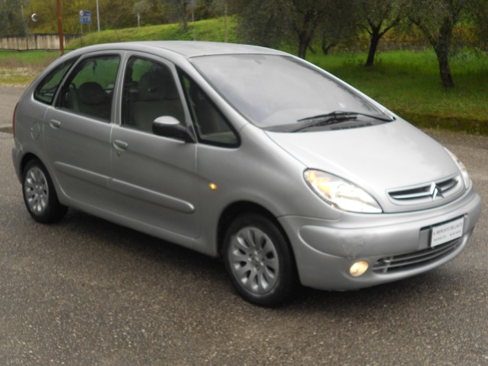 "XSARA PICASSO 2.0hdi(VELLUTO,C.LEGA,CLIMATRONIC)90cv"