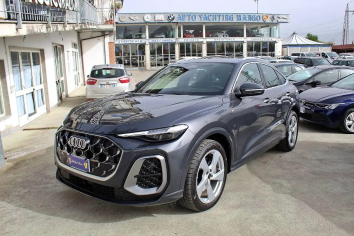 "Audi Q5 2.0 tdi mhev S line edition quattro 204cv s-troni"