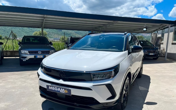 "Opel Grandland 1.5 diesel Ecotec aut. GS Line"