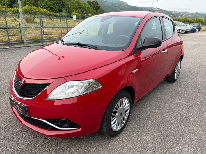 "Lancia Ypsilon 1.2 Silver 69cv unico proprietario"