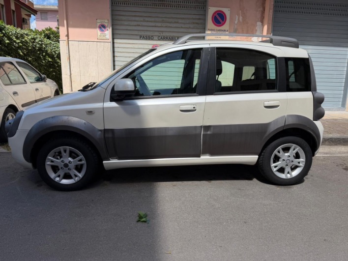 "Stupenda panda cross metano 1.2"
