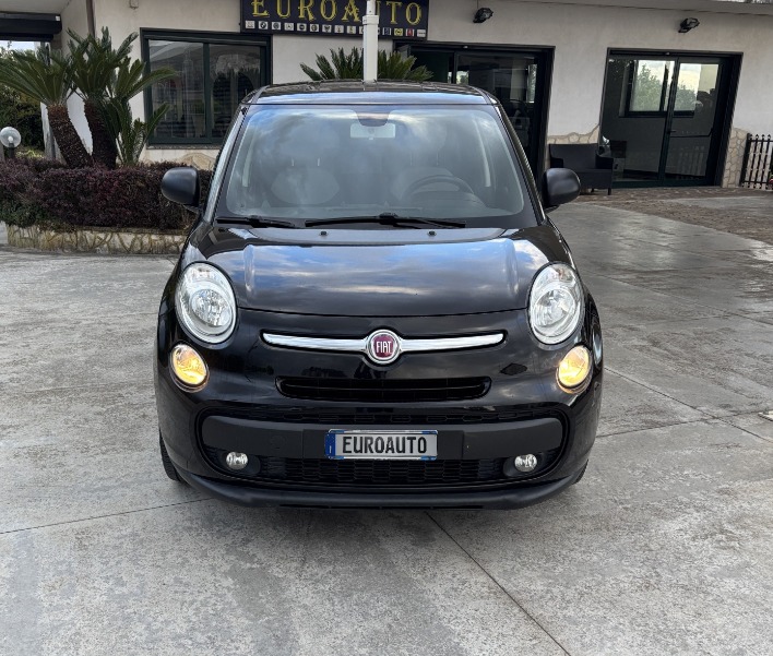 "Fiat 500L 0.9 TwinAir Turbo Natural Power Lounge"